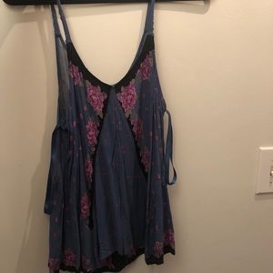 Loose beautiful and easy tank